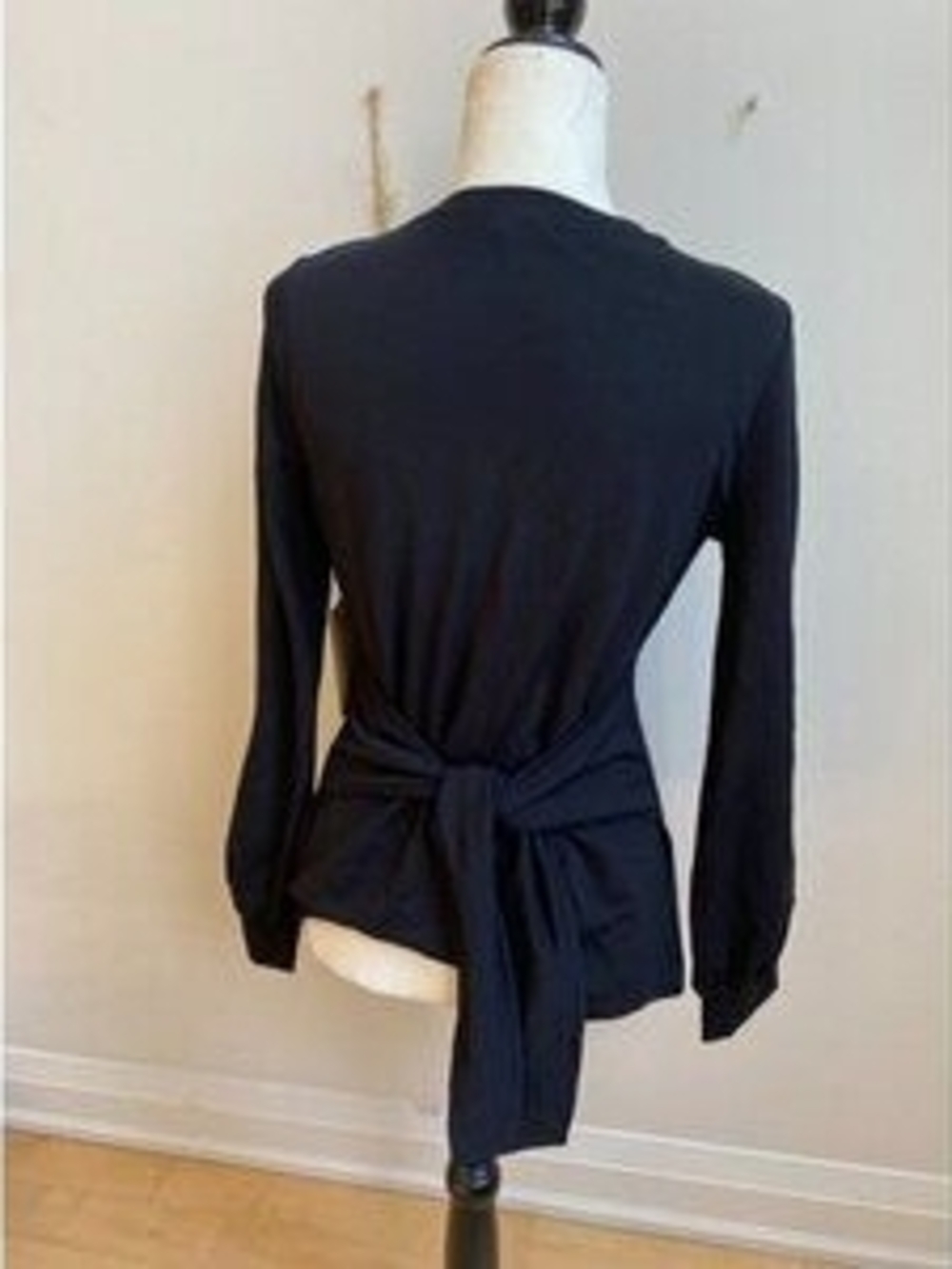 Women's Long-Sleeve Crewneck Top - Black - Picture 2 of 6